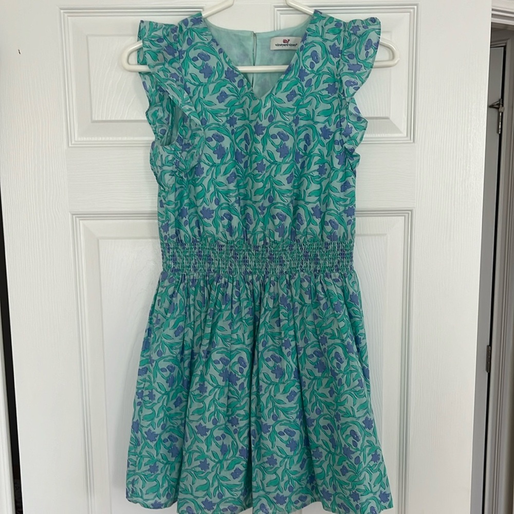 Girls vineyard vines dress size large